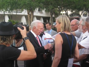 Christopher Plummer signs autographs outside the Sarasota Opera House before the Sarasota Film Festival's Filmmaker Tribute. STAFF PHOTO/JAY HANDELMAN