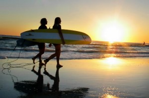 siestabeachwalksurfsunset