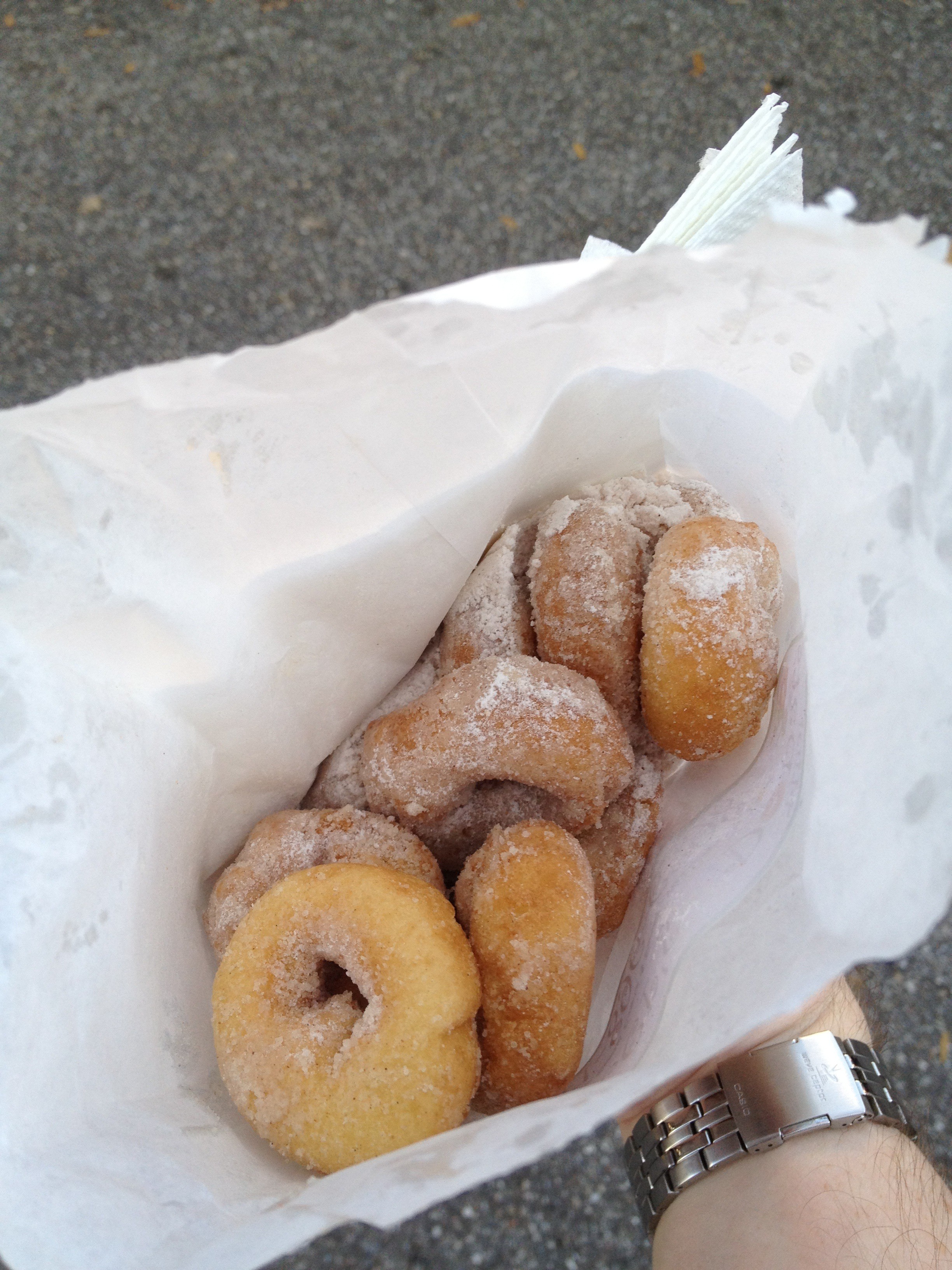 A dozen mini doughnuts in cinnamon and powered sugar from Ritter's This N That. (Staff photo / Alan Shaw)