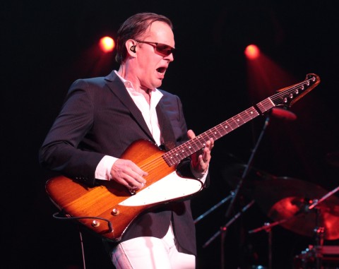 Joe Bonamassa_AP_2013