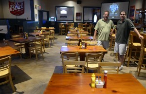 Mannatees Sports Grill 2