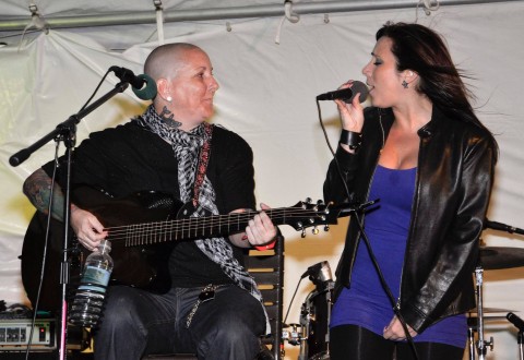 The Voice and the Idol: Beverly McClellan (L) and Melissa McGhee join forces for a special duet. Photo by Stacey Hines.