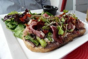 Lolita Tartine's Manet tartine / COOPER LEVEY-BAKER